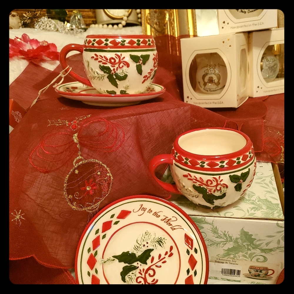 Teacup n saucer